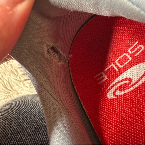 Hoka One One Women's Clifton 8 running shoe in the Blue Fog / Plein Air colorway - Picture 15 of 16